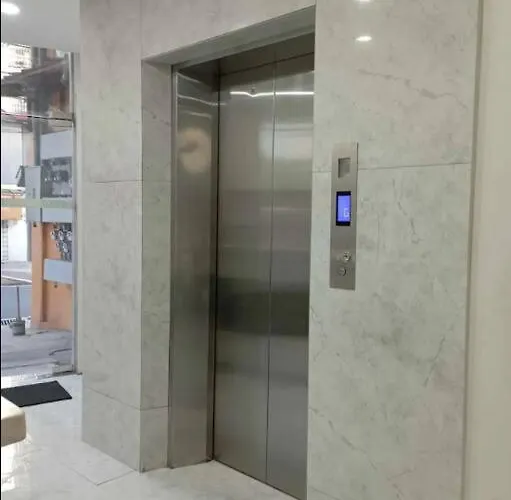 St. Marvin Makati M504 *